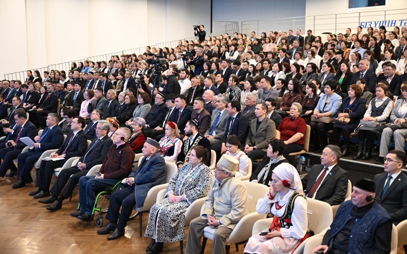 Новая Конституция создает прочную основу для процветания страны&nbsp;&mdash; Коалиция