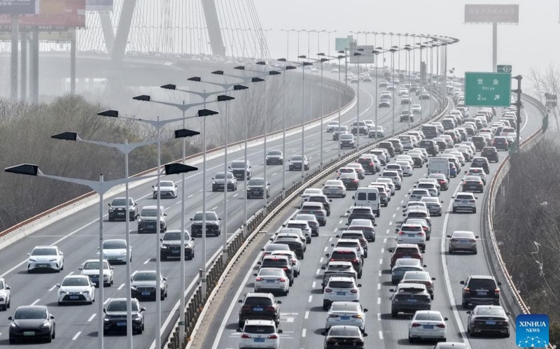 China's Spring Festival travel rush passes halfway mark with 5.08bn trips