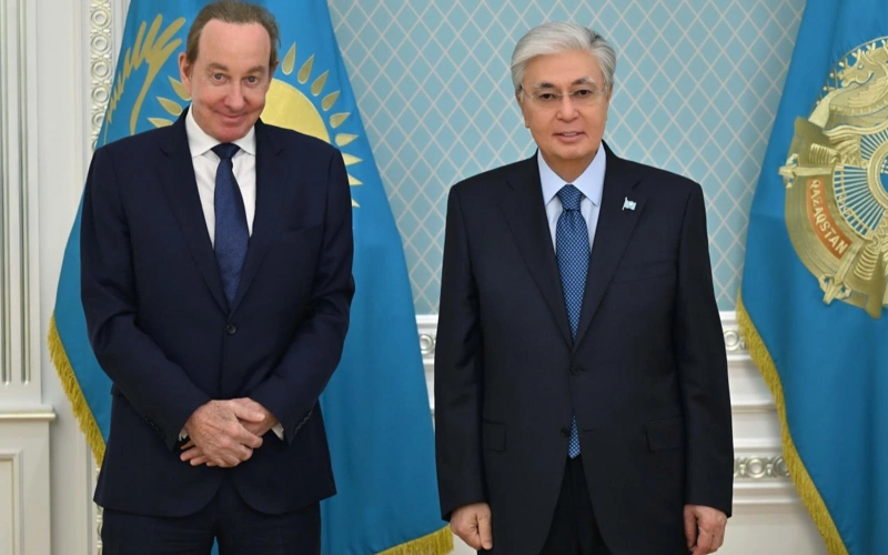 Kassym-Jomart Tokayev receives CEO of Air Astana