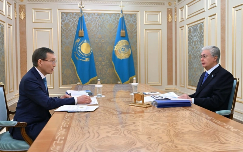 Президент Орталық референдум комиссиясының төрағасы Нұрлан Әбдіровті қабылдады