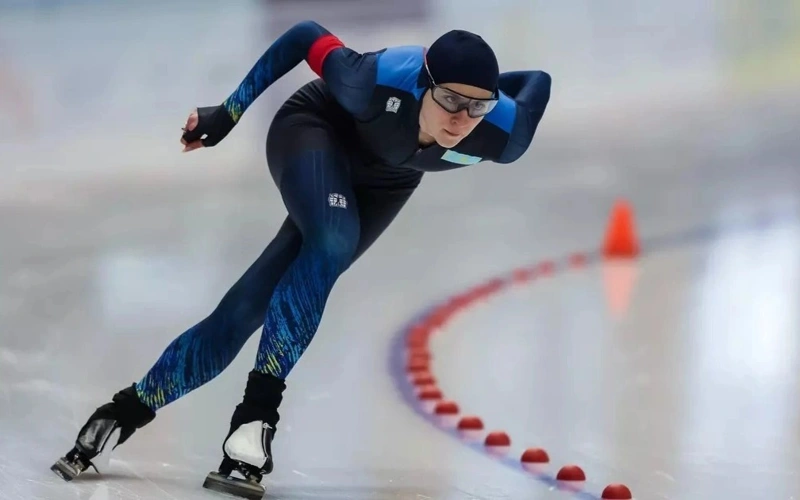 Kazakhstan claims 13 medals at ISU Speed Skating Junior World Cup in Germany