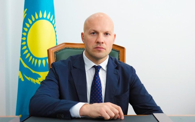 ЛЕВИТ Василий Алексеевич