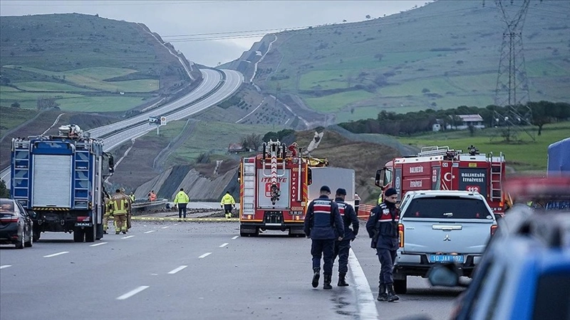 Turkish F-16 fighter jet crashes in Balikesir, pilot dies 