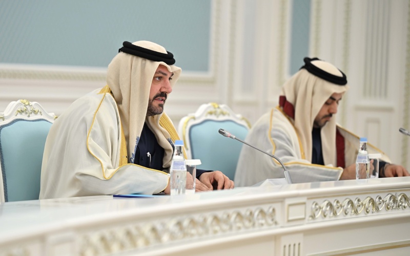 Глава государства проводит встречу с Международным холдингом «Руководство власти» Глава государства проводит встречу с Международным холдингом «Руководство власти»