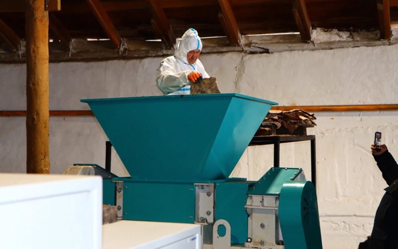 БҚО-да тері өңдейтін зауыт іске қосылды БҚО-да тері өңдейтін зауыт іске қосылды