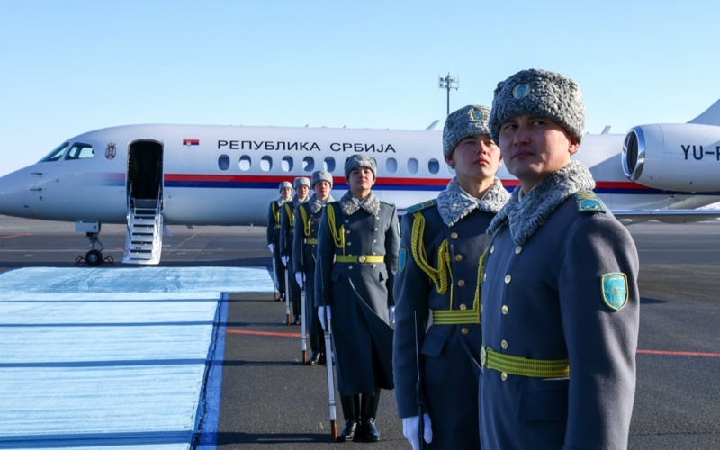 Президент Сербии Александр Вучич прибыл в Астану