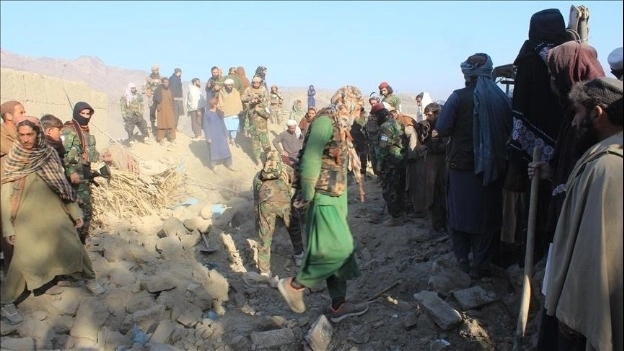 Pakistan, Afghanistan trade strikes as tensions sharply escalate