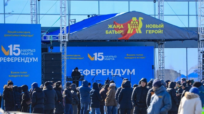 Aqtóbede referendýmdy qoldaýǵa arnalǵan jastar festıvali ótti