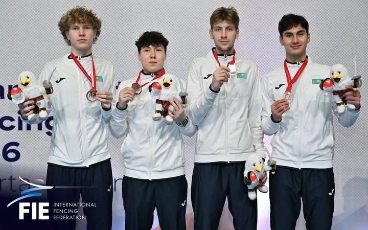 Qazaqstan jasóspirimder quramasy Azııa chempıonatynda semserlesýden qola medal ıelendi