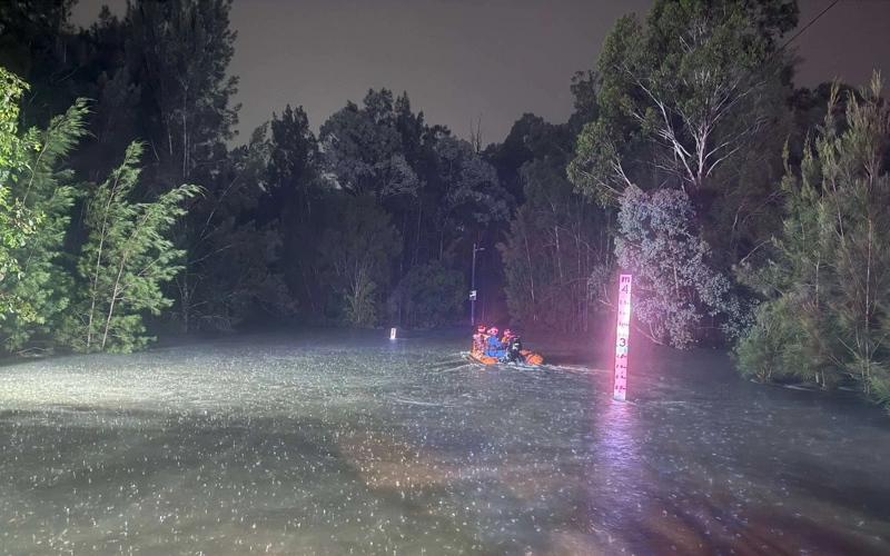 Over 40 rescued from Sydney flash flooding