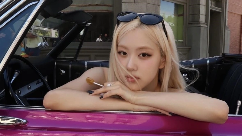 Rose of BLACKPINK wins Brit Award