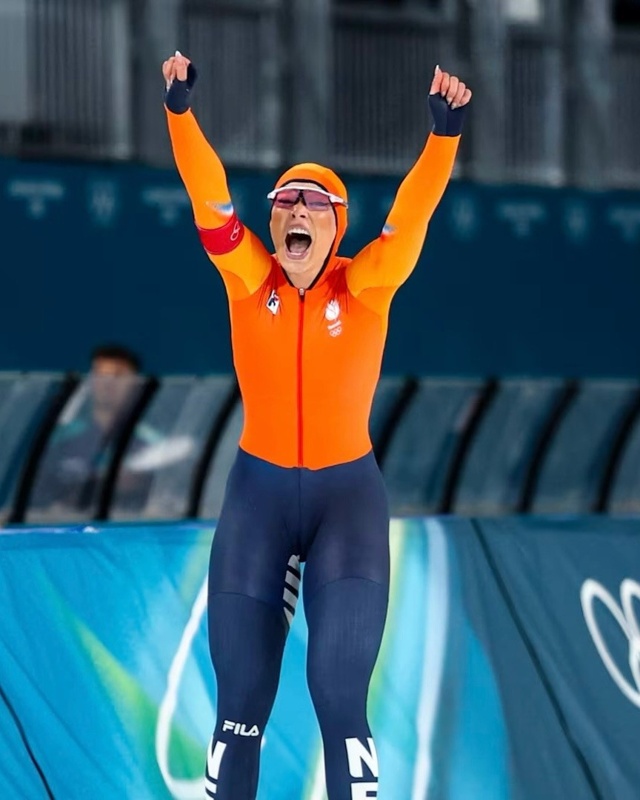 Jutta Leerdam&rsquo;s suit 