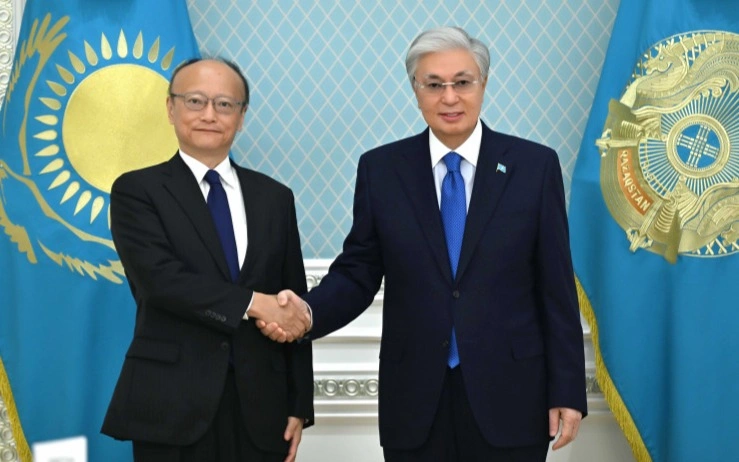 Kassym-Jomart Tokayev receives ADB President Masato Kanda