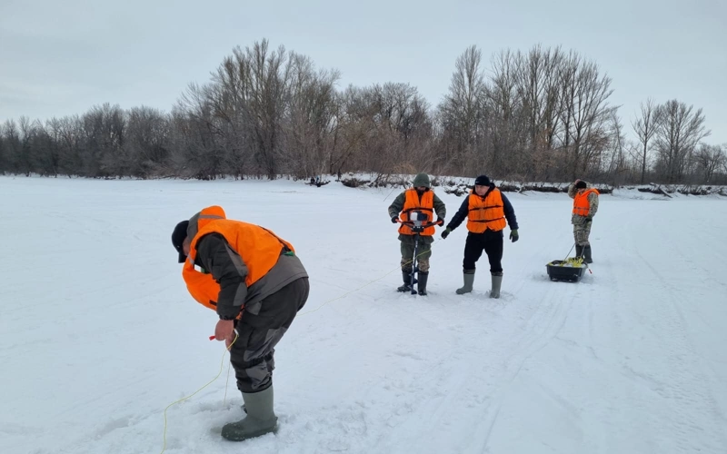 БҚО өзендерінде мұз жару жұмыстары қалай жүргізіліп жатыр