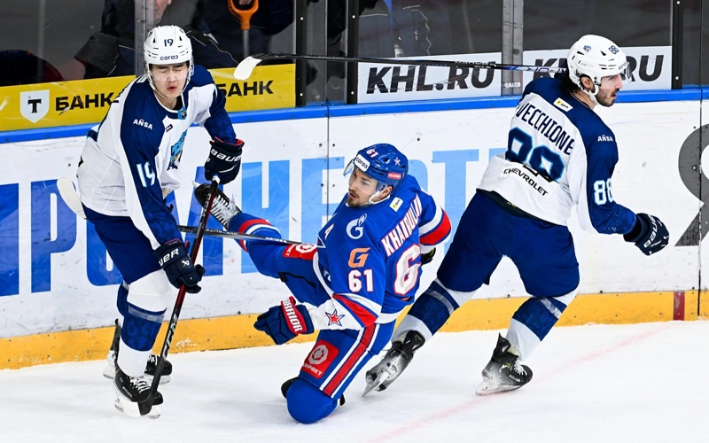  «Barys» hokkeı klýby