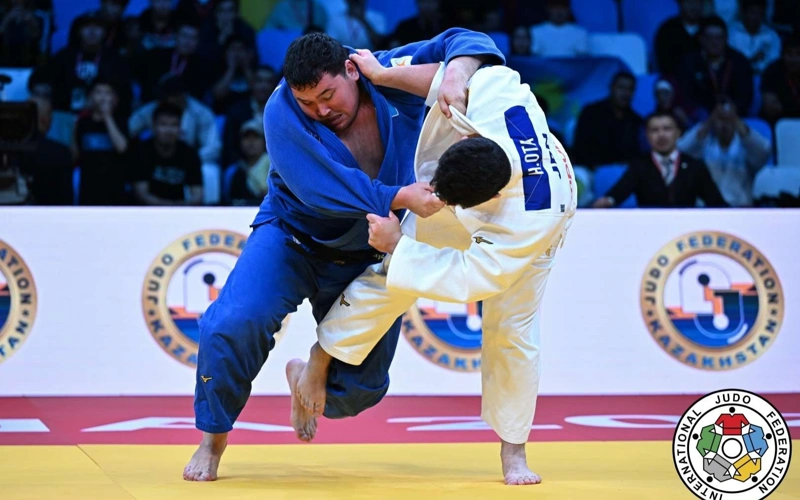 Qazaqstandyq dzıýdoshylar Tashkenttegi Grand Slam týrnırin júldesiz aıaqtady