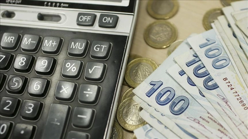 Túrkııa: ósim bar, ınflıatsııa údeı tústi