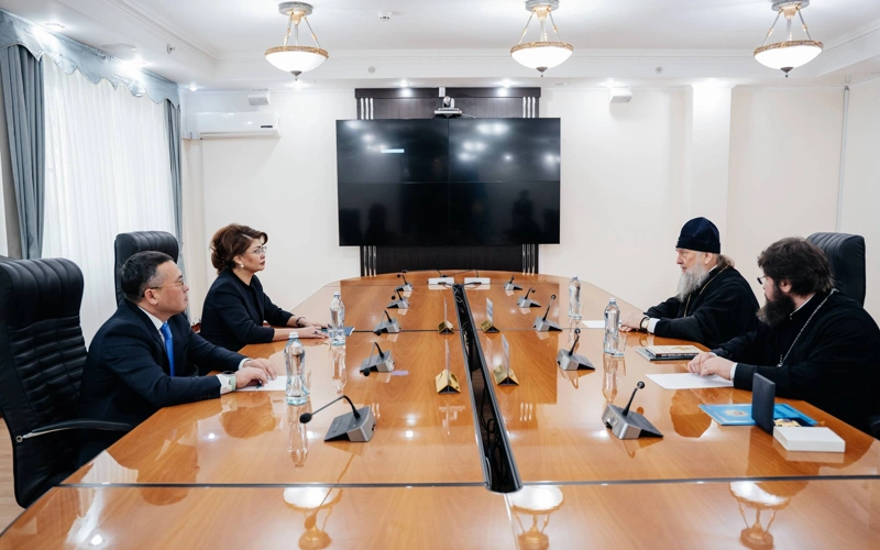 Balaeva Qazaqstandaǵy Pravoslav shirkeýiniń basshysy mıtropolıt Aleksandrmen kezdesti