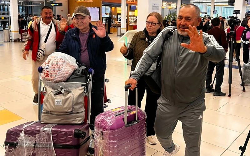 167 Kazakhstanis return to Almaty on evacuation flight from Sharjah