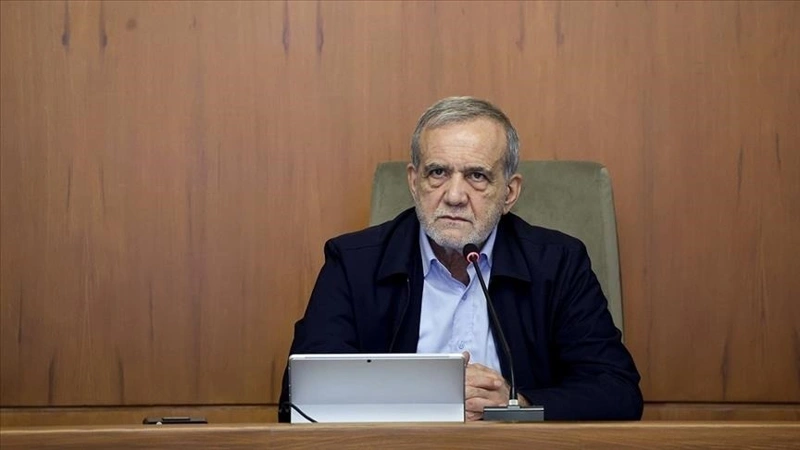 Prezıdent Irana obratılsıa k drýjestvennym ı sosednım stranam