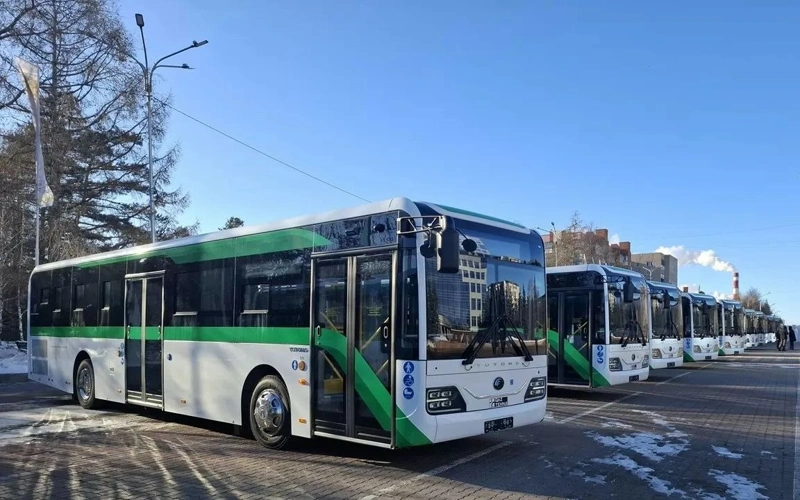 Qostanaıda referendým kúni qoǵamdyq kólikte jol júrý tegin bolady