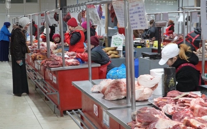 Сократилось поступление говядины на рынках Атырау