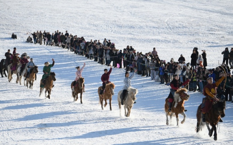 Traditional Eagle Festival celebrates nomadic heritage in Mongolia