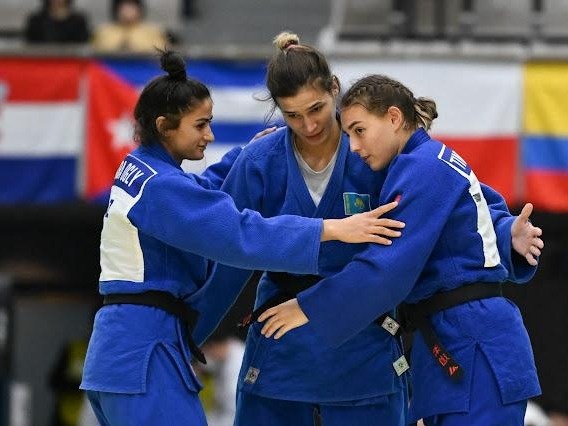 Анастасия Тимошенкованың жеке мұрағатынан