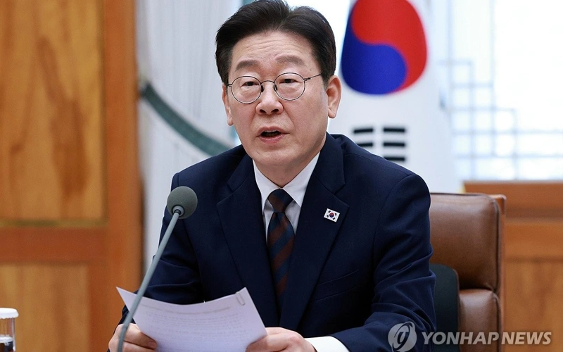 Lee says to swiftly introduce fuel price cap as Mideast crisis intensifies