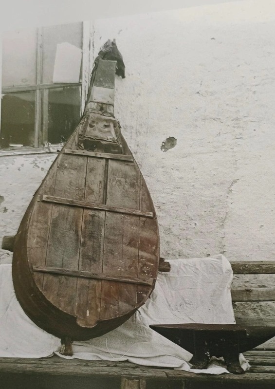 Старинный кузнечный мех сохранился в семье потомков Толебай батыра