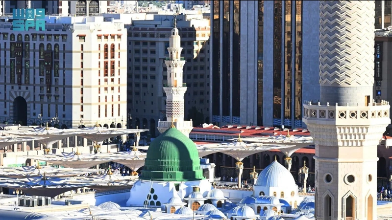 Historic landmarks of Prophet’s Mosque showcase timeless Islamic architecture