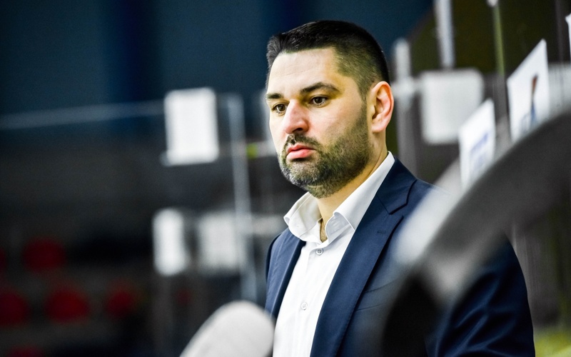 Максим Худяков