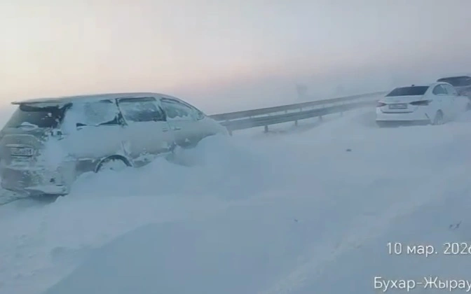 Еще одно цепное ДТП произошло на трассе Астана — Караганда