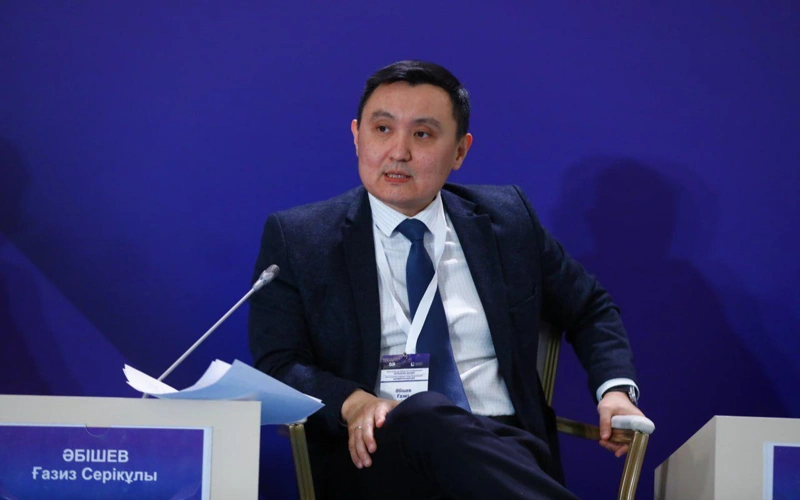 Пора брать ответственность — эксперт призвал молодежь участвовать в референдуме