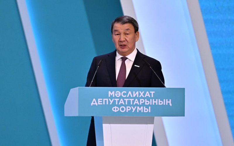 Дәулетов