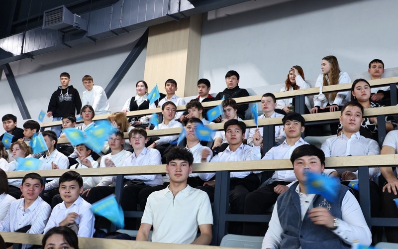 Ұлытауда жаңа Конституцияны қолдауға арналған форумға мыңға жуық жас жиналды