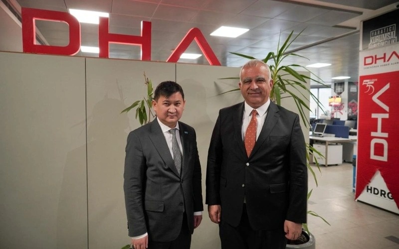 哈萨克斯坦与土耳其媒体探讨信息合作与政治改革