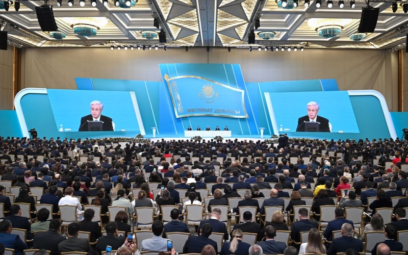 Касым-Жомарт Токаев на форуме депутатов маслихатов