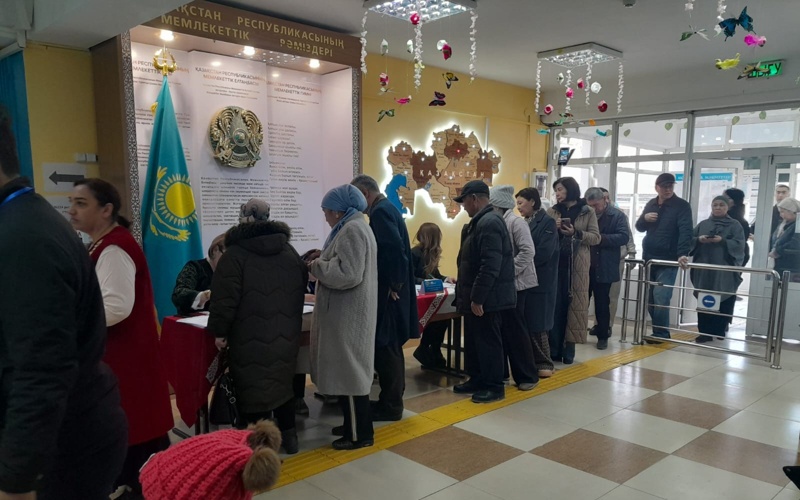 Праздником единства и креатива отметили референдум жители Шымкента Праздником единства и креатива отметили референдум жители Шымкента