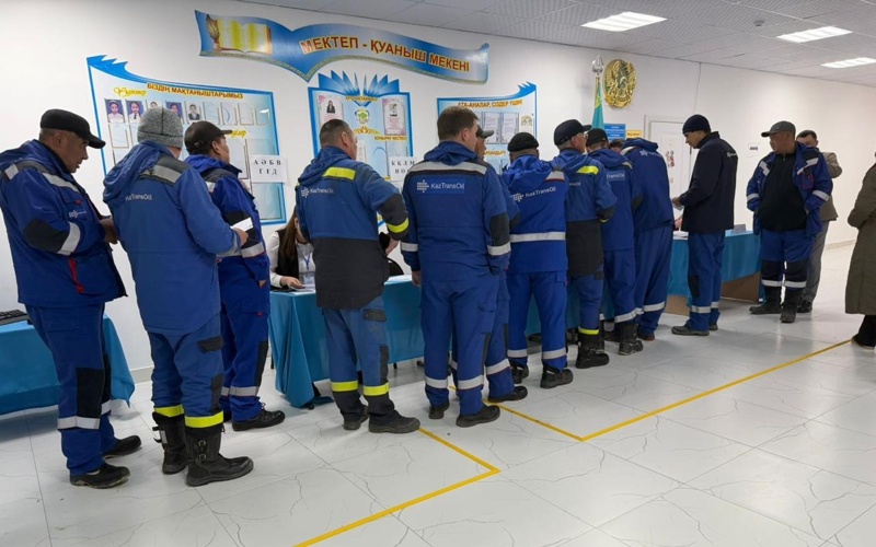 Атырау облысында референдумға қатысушылардың қарасы қалың 