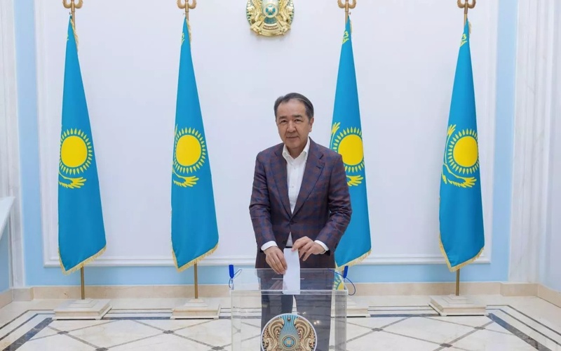 Высокая активность казахстанцев наблюдается на&nbsp;участке референдума в&nbsp;Москве