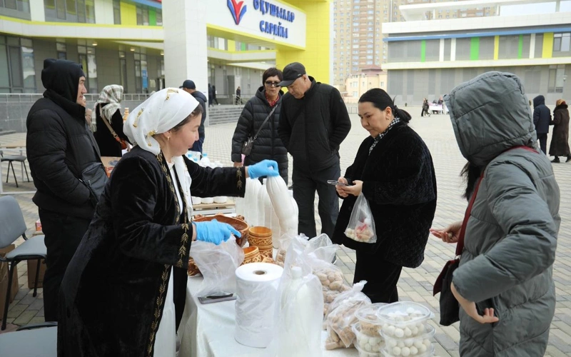 Праздничная атмосфера царит на избирательных участках в Мангистауской области