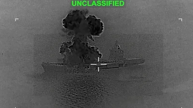 Hatamı: AQSh-tyń Úndi muhıtynda Iran kemesine jasaǵan shabýyly jaýapsyz qalmaıdy
