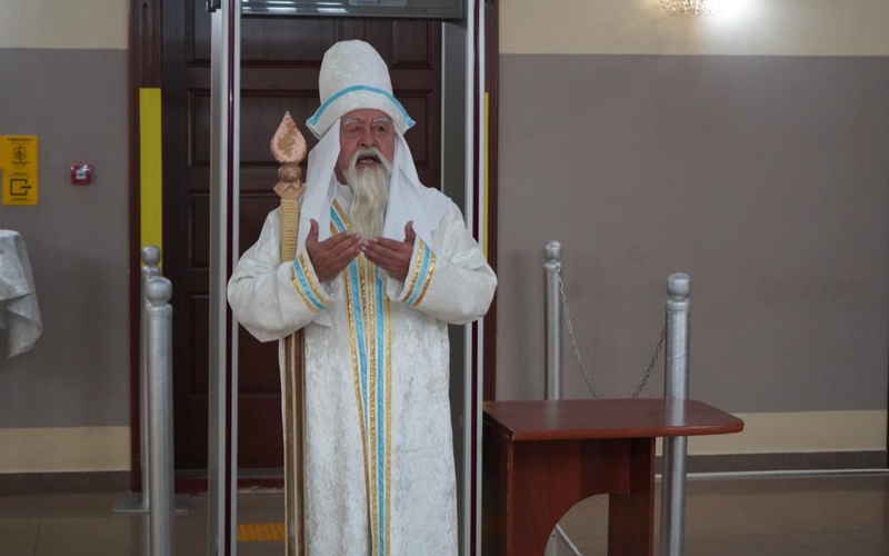 Кыдыр ата посетил участок референдума в Костанае в преддверии Наурыза Кыдыр ата посетил участок референдума в Костанае в преддверии Наурыза