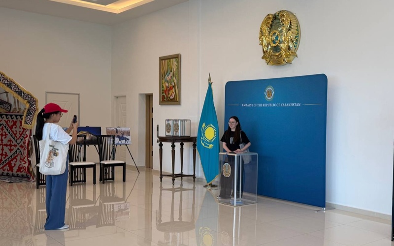 Участки референдума работают в более 40 странах мира — МИД РК Участки референдума работают в более 40 странах мира — МИД РК