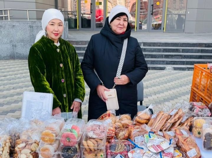 Праздничная атмосфера царит на избирательных участках в Мангистауской области