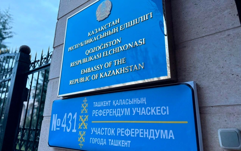 Kazakh citizens in Uzbekistan cast votes in Constitutional Referendum