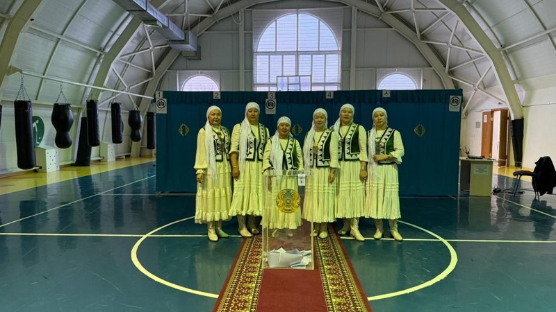 Победители семейного конкурса приняли участие в референдуме в Мангистау Победители семейного конкурса приняли участие в референдуме в Мангистау