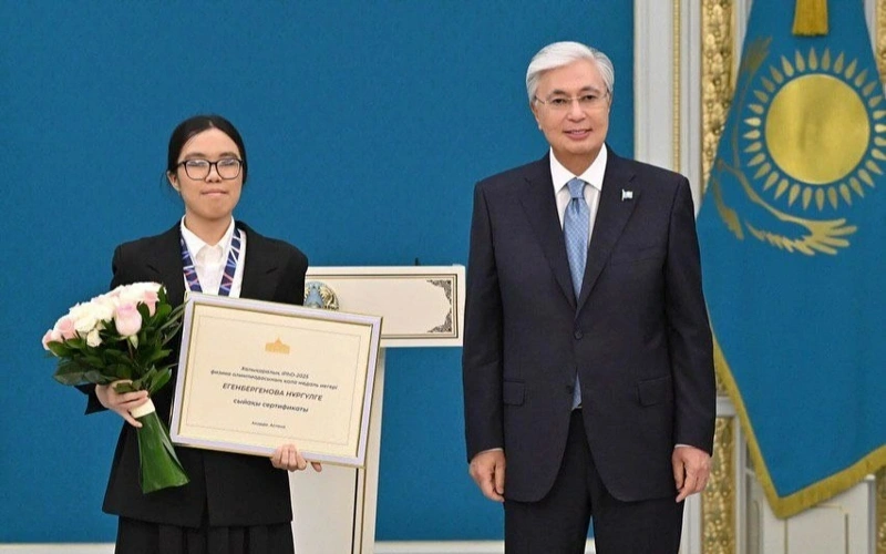 Тоқаев ва Нургул Егенбергенова