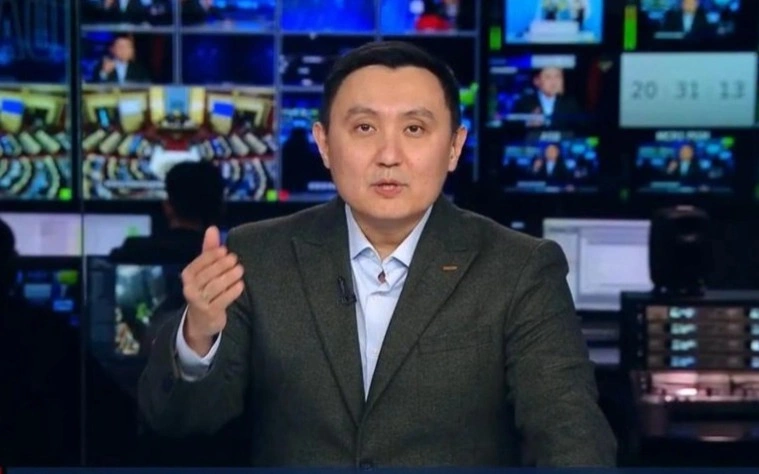 Sarapshy jańa Konstıtýtsııany iske asyrý kezeńderin atady